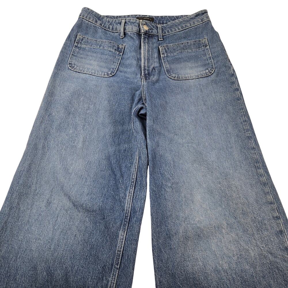 Free Assembly Super High Wide Leg Jeans Patch Pockets Artistic Wash size 10 - Picture 8 of 16